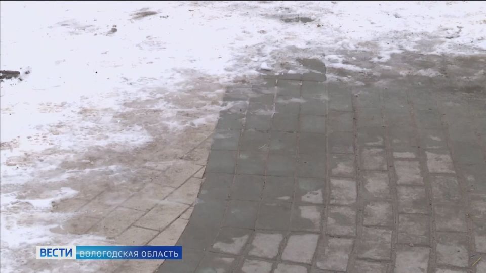 Благоустройство очередного участка набережной завершается в Череповце