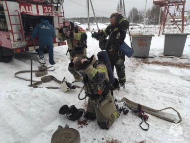 Пожар потушен, люди спасены