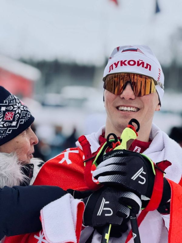 Денис Спицов завоевал «серебро» на 1 этапе ФосАгро Кубка России по лыжным гонкам