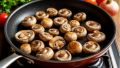 Забытые секреты приготовления: жарим грибы без масла