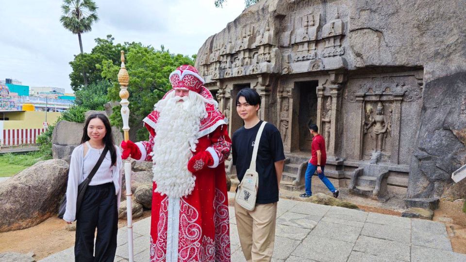 Дед Мороз впервые побывал на берегу Бенгальского залива и прогулялся по местам индийского эпоса «Махабхарата» Дед Мороз впервые побывал на берегу Бенгальского залива и прогулялся по местам индийского эпоса «Махабхарата»