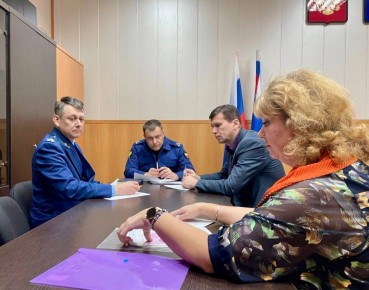 Заместитель прокурора Вологодской области Андрей Дементьев провел прием жителей Сокольского округа по вопросам исполнения законодательства в сфере жилищно-коммунального хозяйства