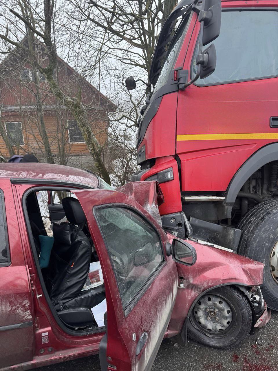 В Череповецком округе в ДТП погиб пассажир автомобиля