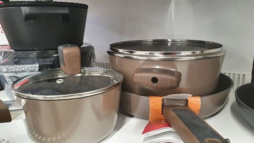 Вы моете посуду неправильно: 3 ошибки, из-за которых жир не отмывается