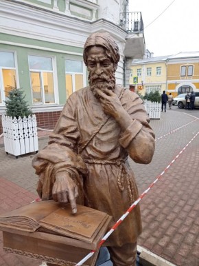 Бронзовый «Ходок» появился в Вологде