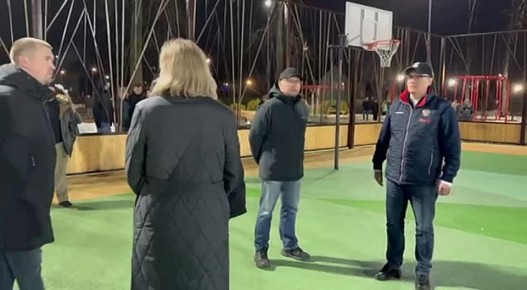 Во время визита в Грязовецкий округ губернатор заехал в обновленный парк Обнорского