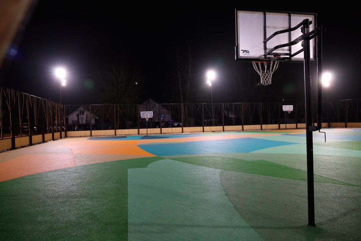 В Грязовце открыли творческий парк Обнорского с зонами для спорта и отдыха В Грязовце открыли творческий парк Обнорского с зонами для спорта и отдыха