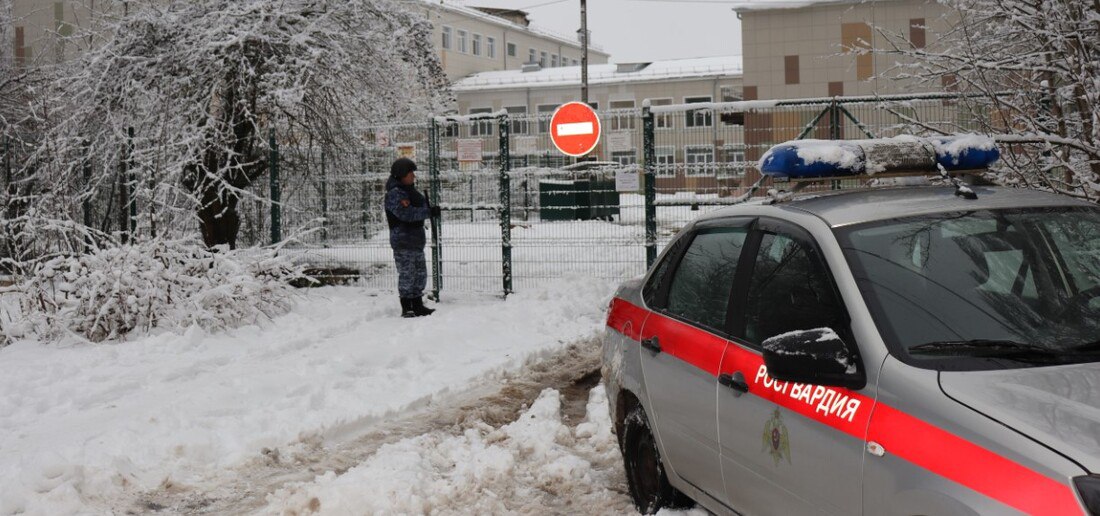 Неизвестные хулиганы вновь «заминировали» школу в Кадуе