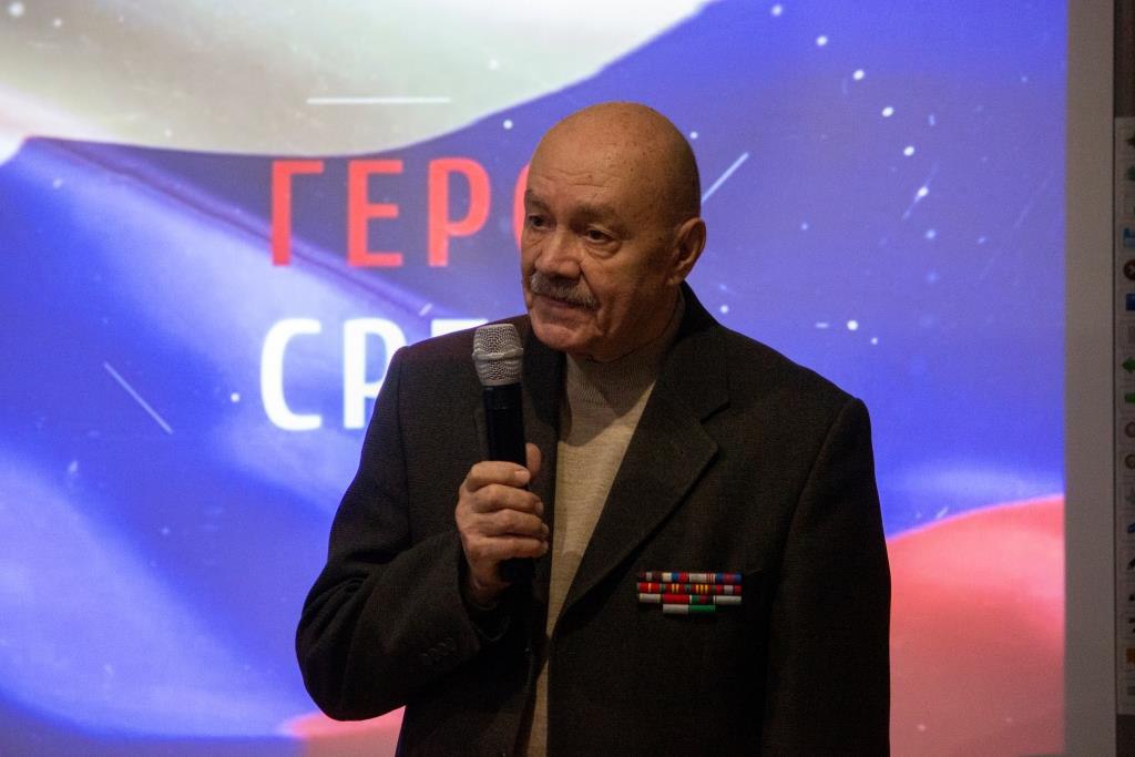 В ЦВСНП УМВД России по Вологодской области полицейские провели мероприятие «Имя Героя – в сердце моём» В ЦВСНП УМВД России по Вологодской области полицейские провели мероприятие «Имя Героя – в сердце моём»