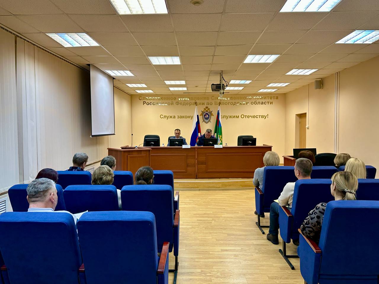 В следственном управлении состоялся личный прием граждан по вопросу расселения из аварийного дома на Мохова В следственном управлении состоялся личный прием граждан по вопросу расселения из аварийного дома на Мохова