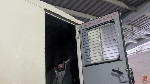 Полицией Череповца задержан сибиряк, вернувшийся к работе на аферистов после освобождения из заключения