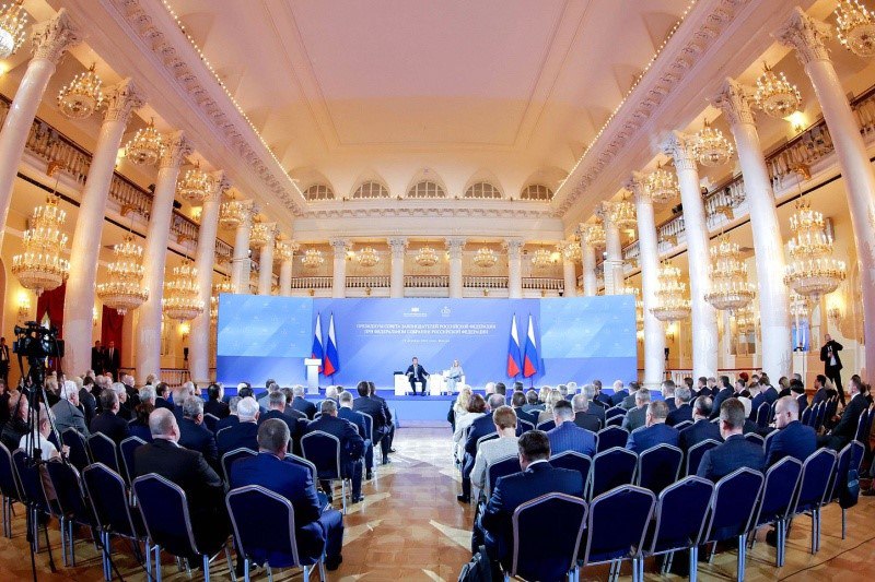 Роман Заварин: «Система образования в России должна трансформироваться с акцентом на развитие компетенций и поддержку ребёнка» Роман Заварин: «Система образования в России должна трансформироваться с акцентом на развитие компетенций и поддержку ребёнка»