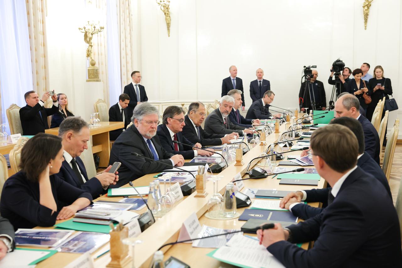 16 декабря в Особняке МИД России под председательством Министра иностранных дел Российской Федерации С.В.Лаврова состоялось 45-е заседание Совета глав субъектов (СГС) Российской Федерации при МИД России по тематике развития... 16 декабря в Особняке МИД России под председательством Министра иностранных дел Российской Федерации С.В.Лаврова состоялось 45-е заседание Совета глав субъектов (СГС) Российской Федерации при МИД России по тематике развития...