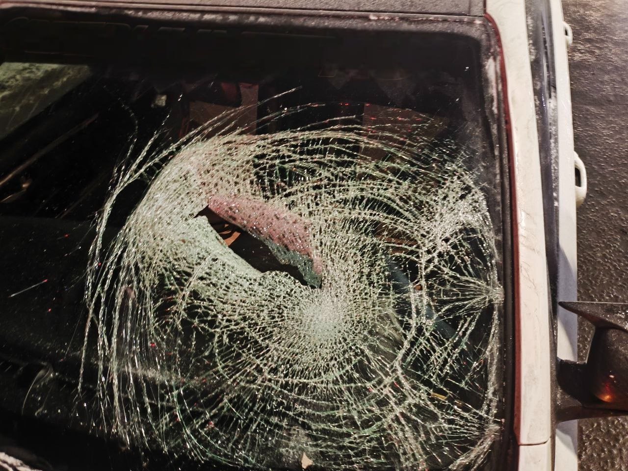 Пешехода на проезжей части в Череповце сбил автомобиль