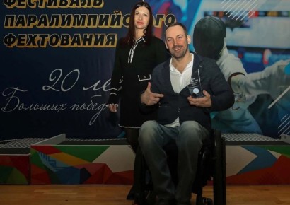 Череповчанин Дмитрий Беляев признан лучшим паралимпийским фехтовальщиком России в 2025 году