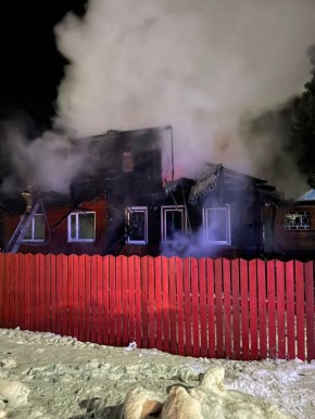 В Кичменгском городке произошел пожар, предварительно погибли молодая женщина и двое детей