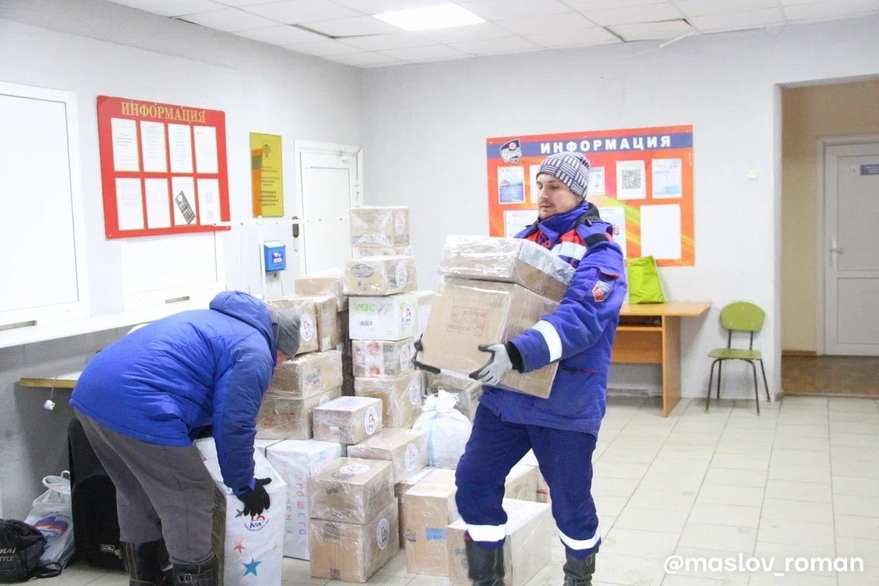 Депутаты областного парламента рассказали об отправке гуманитарного груза из Череповца в зону СВО Депутаты областного парламента рассказали об отправке гуманитарного груза из Череповца в зону СВО