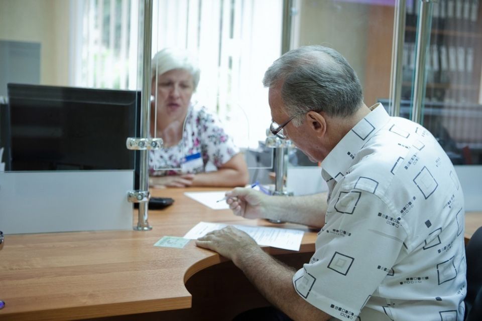 Пенсионер без доступа к своему делу: какое решение принял суд о праве на проверку пенсионных начислений?