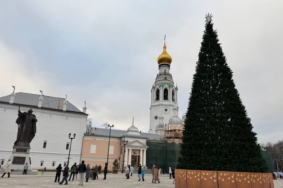 27 декабря в Вологде зажгут главную новогоднюю ёлку!