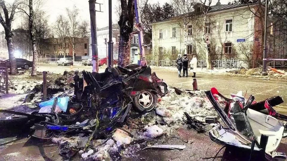 Кадры смертельного ДТП в центре Вологды