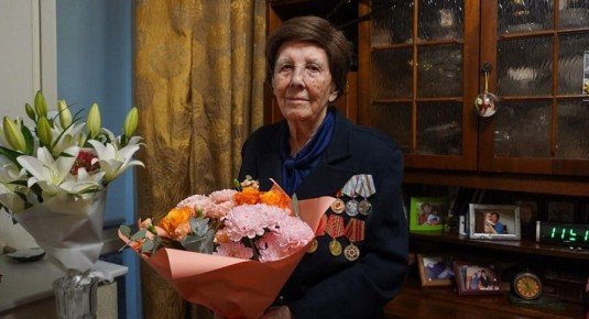 ���������� ������ �������� �������� 100-������ ������