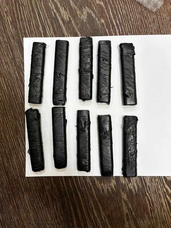 Вологодские полицейские предотвратили распространение наркотического средства в крупном размере