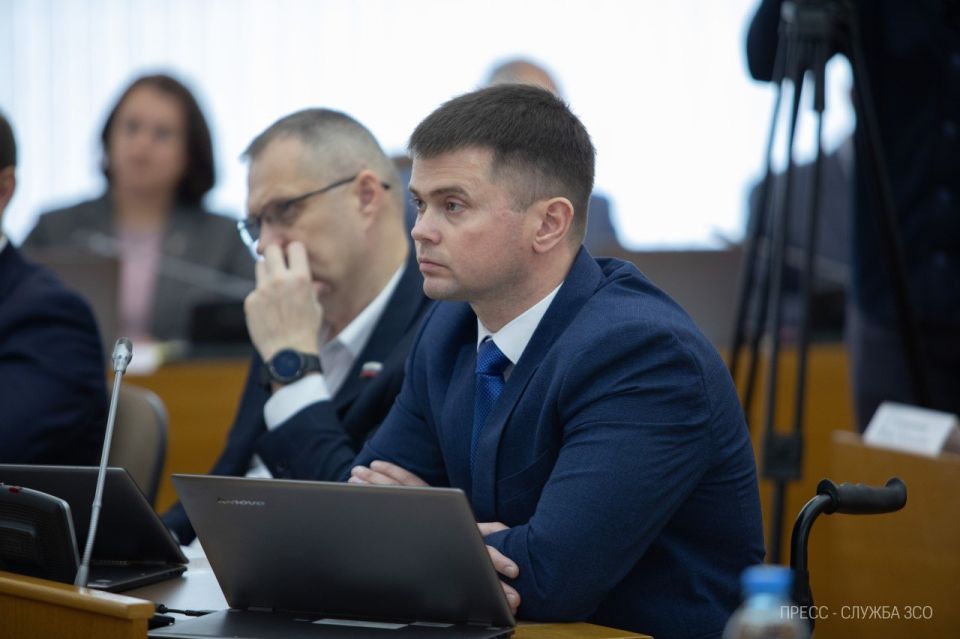 Максим Выдров избран председателем постоянного комитета по государственно-правовой деятельности, законности и правам человека