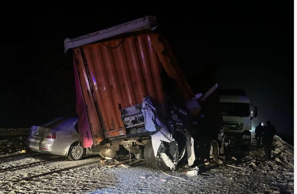 Стали известны подробности аварии с двумя погибшими под Грязовцем