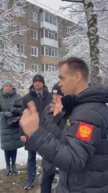 Внимание, вологжане!. Сегодня с 13:00 до 0:00 «ТГК-2» будут устранять утечку тепла у дома по улице Ветошкина, 50. Это приведёт к временным отключениям отопления и горячей воды в 491 здании (из них 209 жилых) — около 14 700...