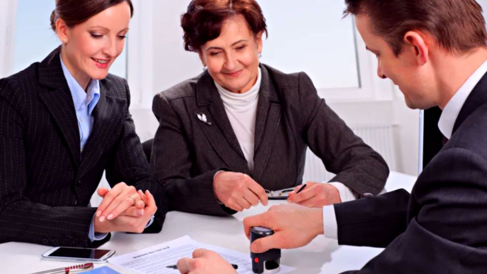 Кто первенствует в наследстве: супруги, дети или родители?