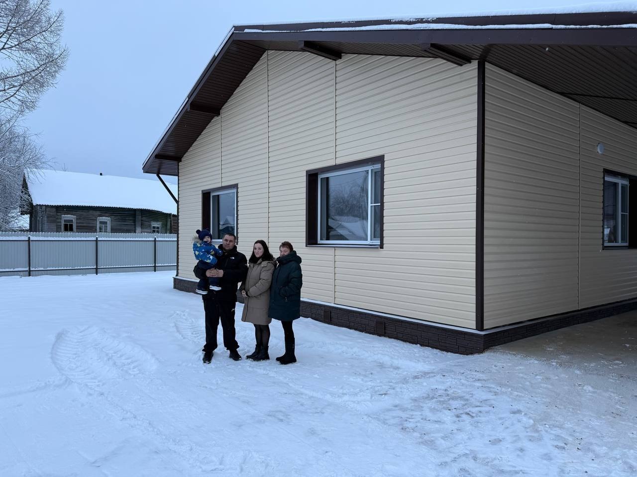 Михаил Громов рассказал о доброй предновогодней истории в Верховажском округе Михаил Громов рассказал о доброй предновогодней истории в Верховажском округе