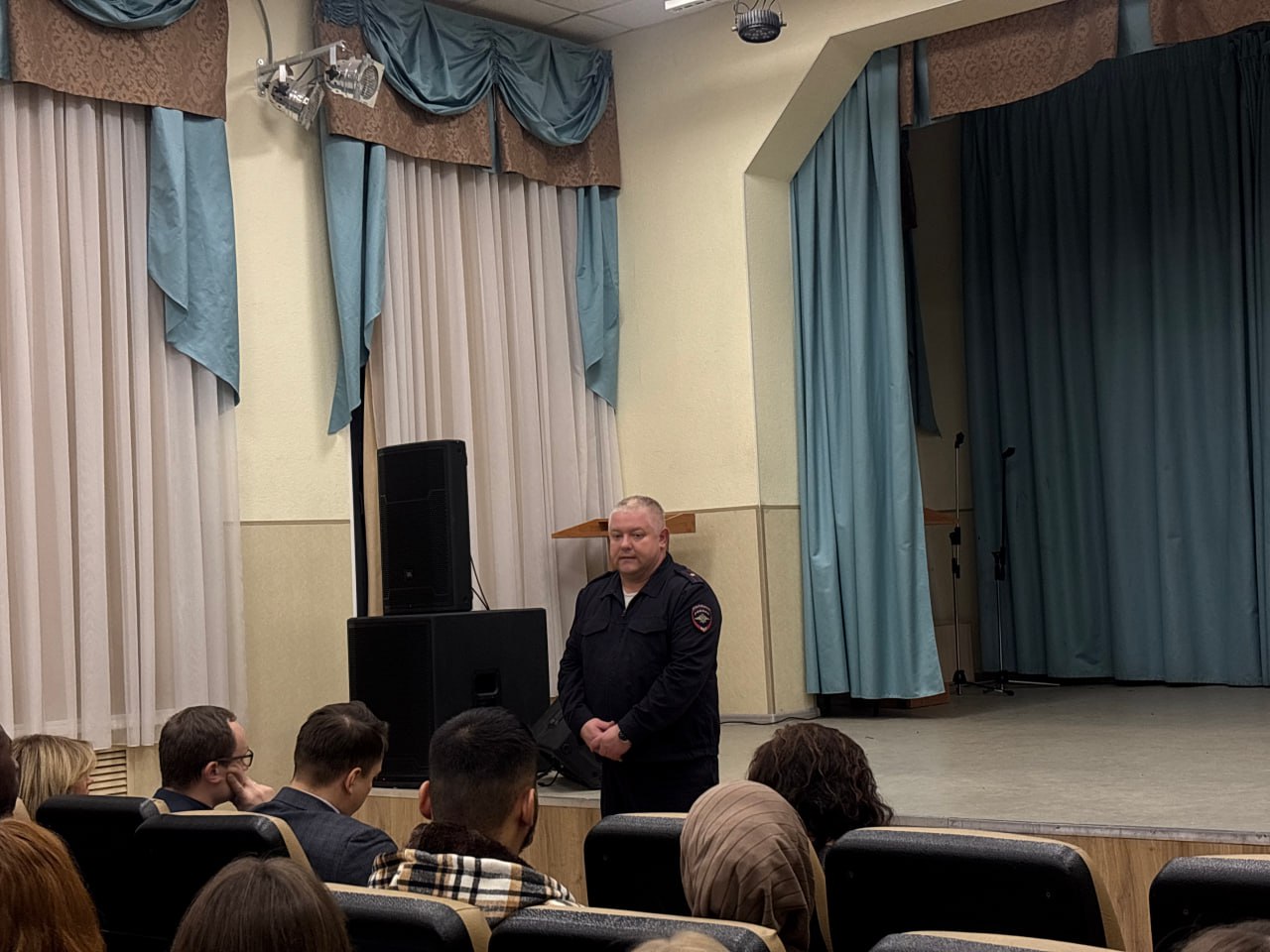 В Череповце правоохранительные органы провели профилактическую лекцию для иностранных студентов вуза