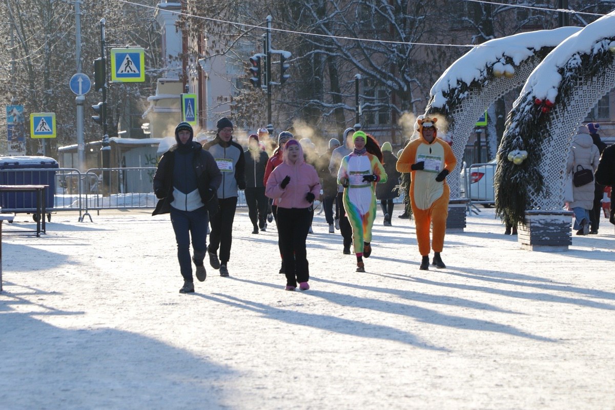 В Вологде прошёл традиционный «Забег обещаний», давший старт 2026 году В Вологде прошёл традиционный «Забег обещаний», давший старт 2026 году