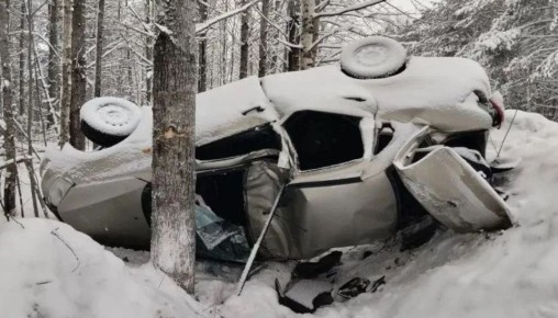 Молодой мужчина погиб в жёсткой аварии под Кадуем