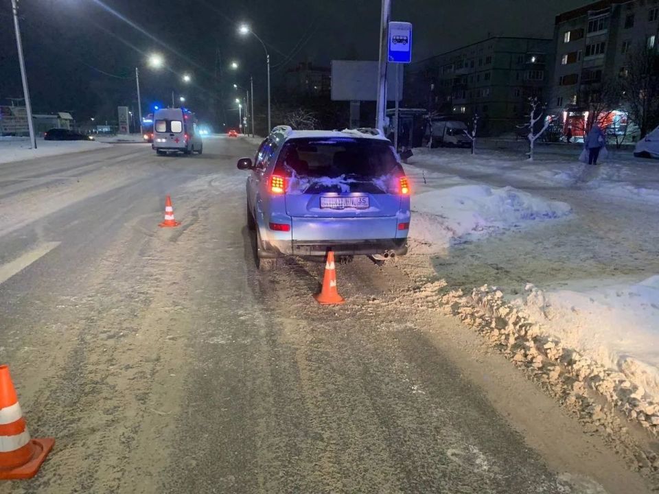 4 ������ ����� 16:40 � ������� �� ����� ������� � ���� 36 ��������� ���