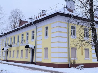 Глава региона Георгий Филимонов показал обновлённые фасады и крыши домов в Череповце