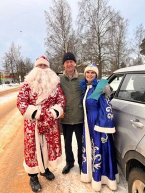 В Чагодощенском округе госавтоинспекторы поздравили автомобилистов с Новым годом