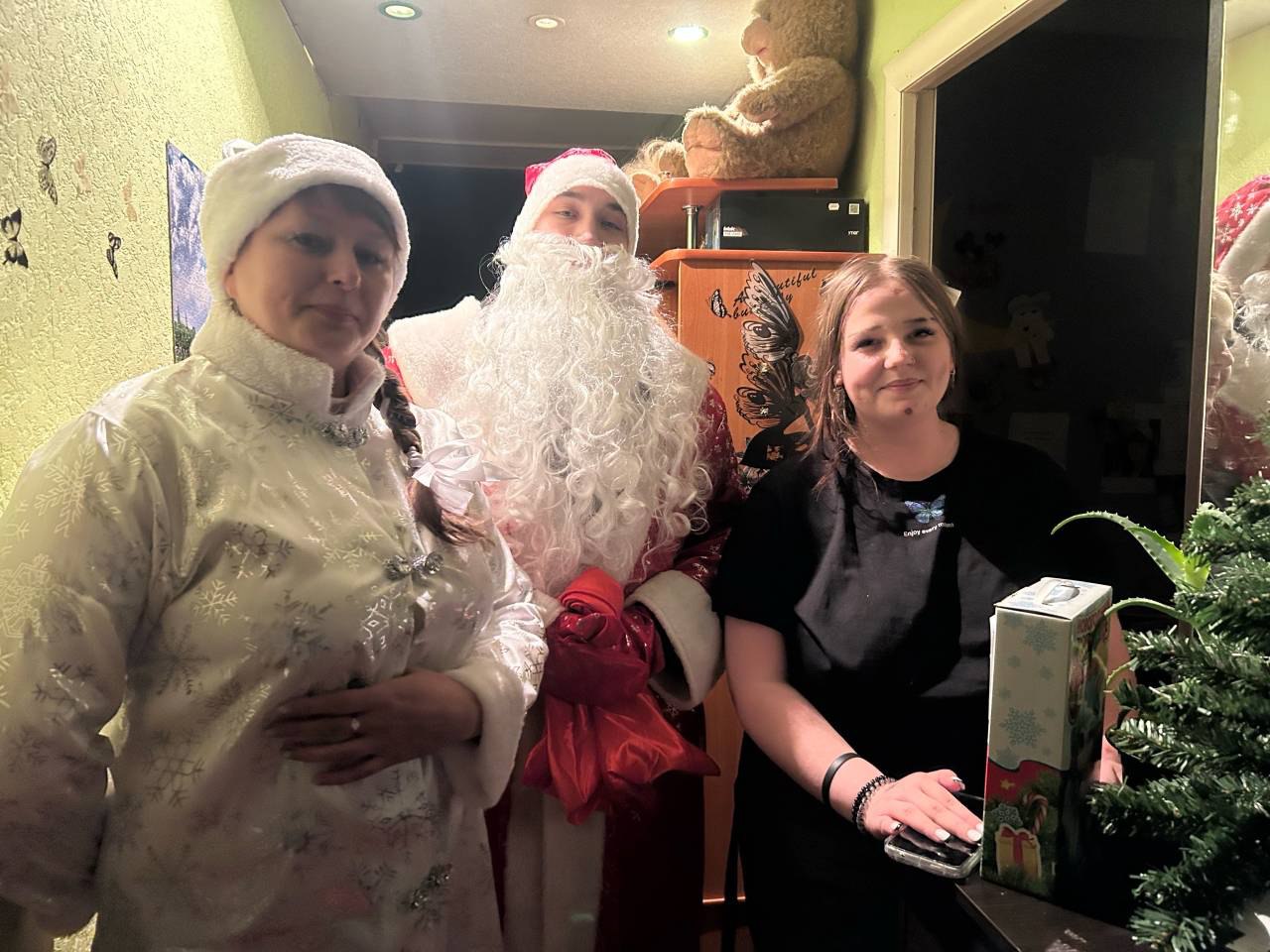 Сотрудники Отд МВД России "Нюксенское" присоединилось к Всероссийской акции «Полицейский Дед Мороз»