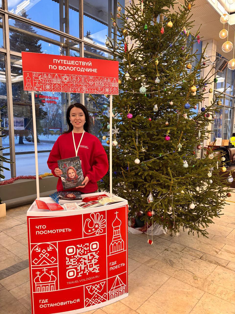 Губернатор Георгий Филимонов рассказал о работе мобильных информационных стоек для туристов в Вологде и мерах по повышению качества сервиса для гостей региона