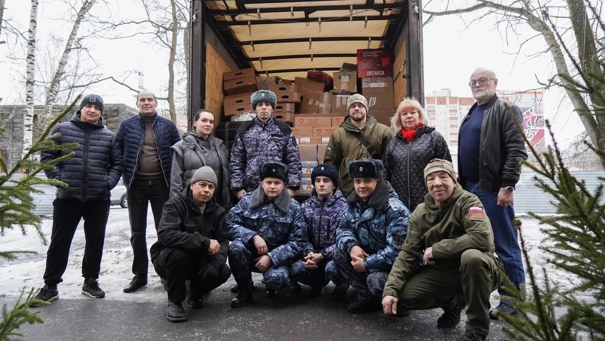 Марина Денисова: «Наших бойцов ждёт целый вал праздничных посылок из Вологды» Марина Денисова: «Наших бойцов ждёт целый вал праздничных посылок из Вологды»