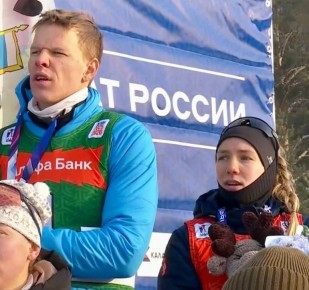 Уроженка Вологодской области Наталия Шевченко вместе с Кириллом Бажиным принесли команде биатлонистов Свердловской области золотую медаль в одиночной смешанной эстафете 1x6 + 1x7.5 км чемпионата России. Спортсмены преодолели...