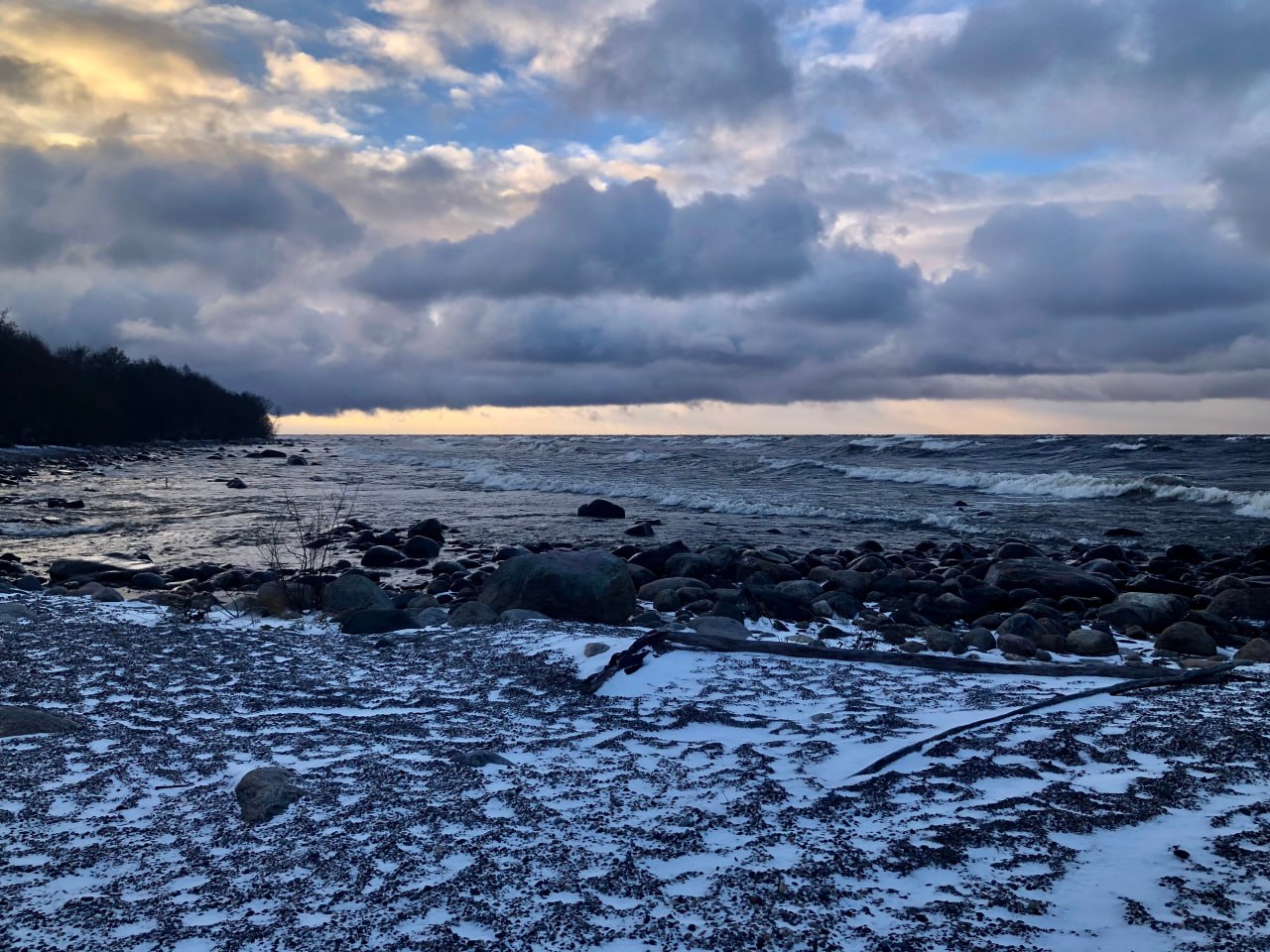 На берегу Онежского озера