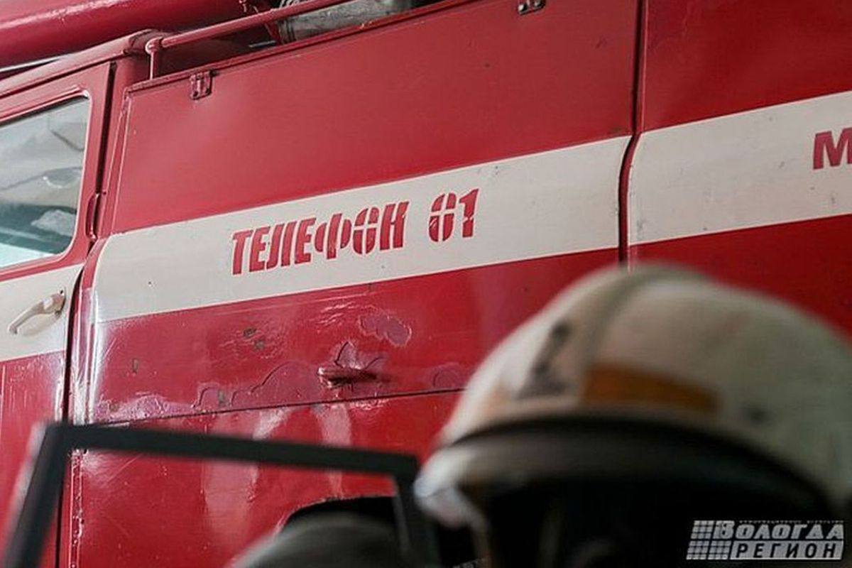 Пожары в частном доме и квартире возникли в Череповецком и Харовском округах