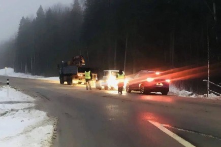 9 пьяных водителей и 22 без прав остановили за сутки вологодские автоинспекторы