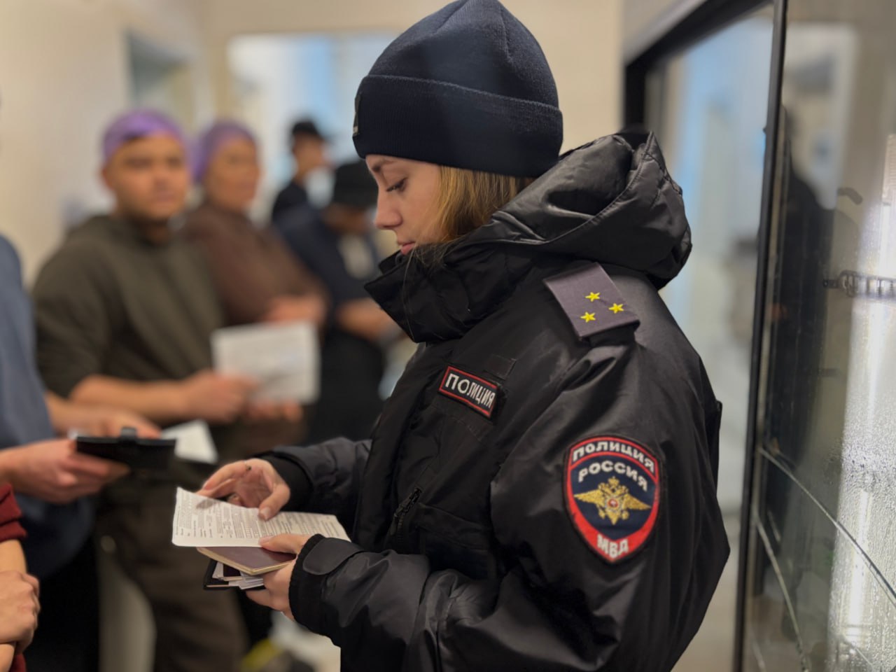 В Череповце полицейские провели рейд по противодействию незаконной миграции В Череповце полицейские провели рейд по противодействию незаконной миграции