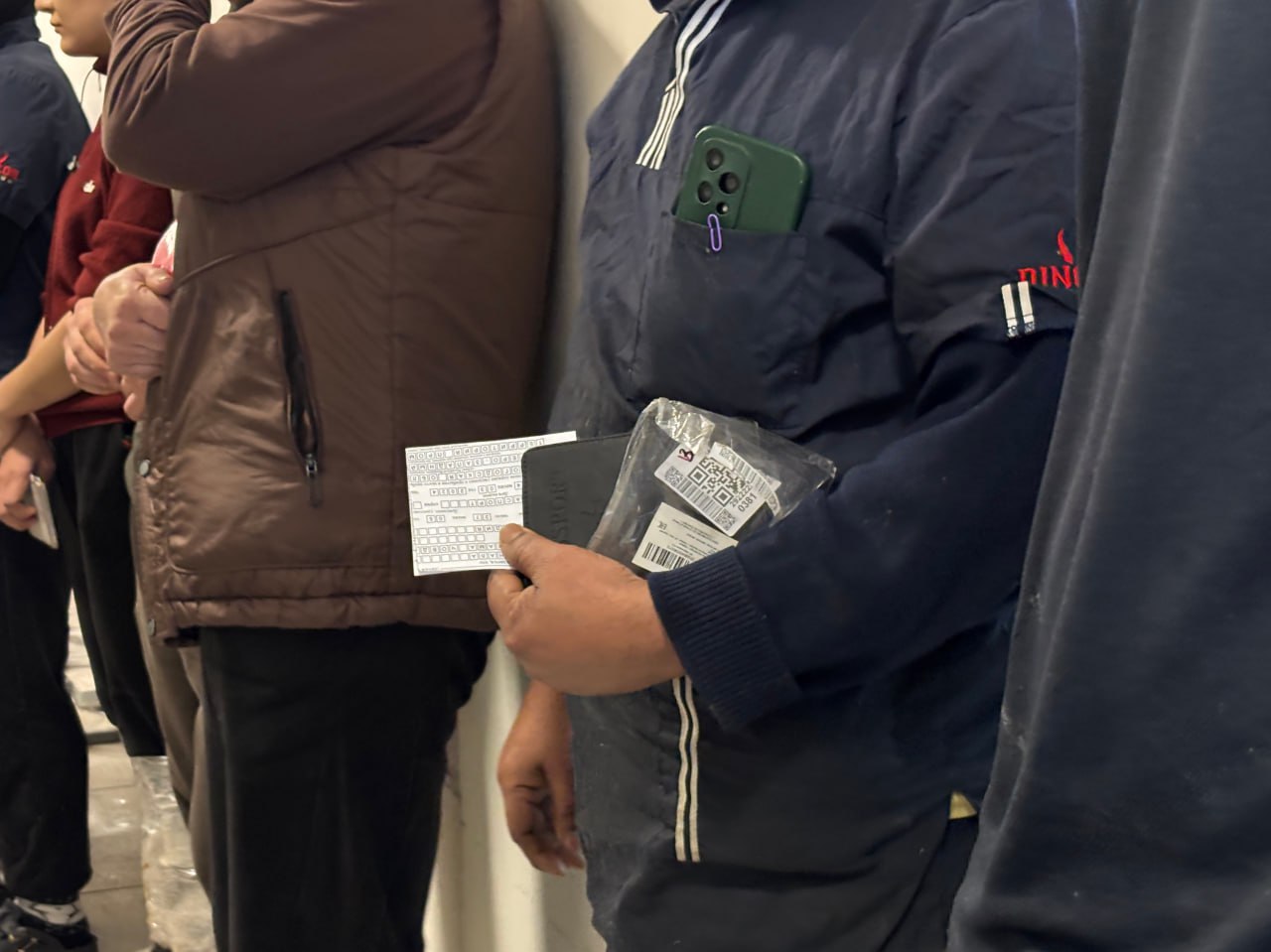 В Череповце полицейские провели рейд по противодействию незаконной миграции В Череповце полицейские провели рейд по противодействию незаконной миграции