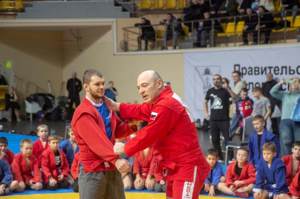 ������-����� �� ����� � �������� 6-�������� �������� ���� ������������ ��� ����� ����������� � ����������� �������