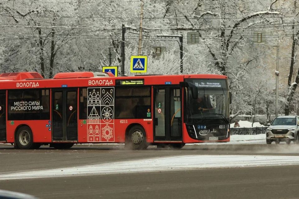 Более 100 единиц нового общественного транспорта поступило в Вологодскую область в 2025 году