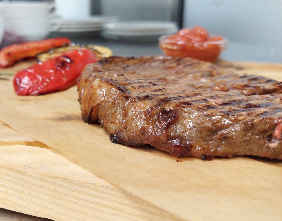 Как рестораны используют хитрости, чтобы увеличить ваш счет