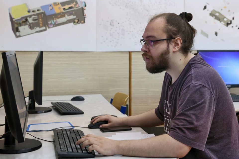 ����������� ����� ����� ��������� ���� �� ��������� ��������